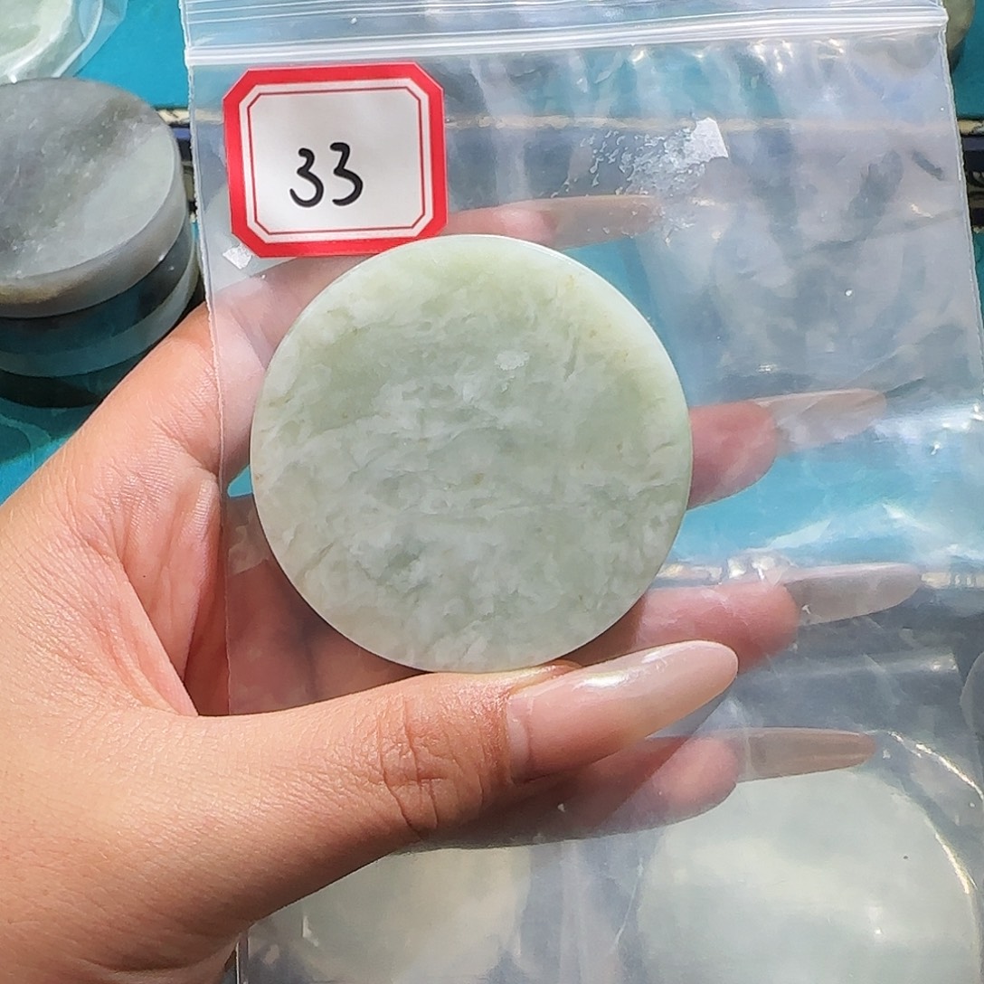 和田玉未镶嵌珠宝半成品