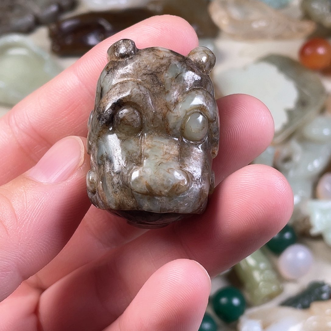 和田玉（糖玉）未镶嵌颈饰