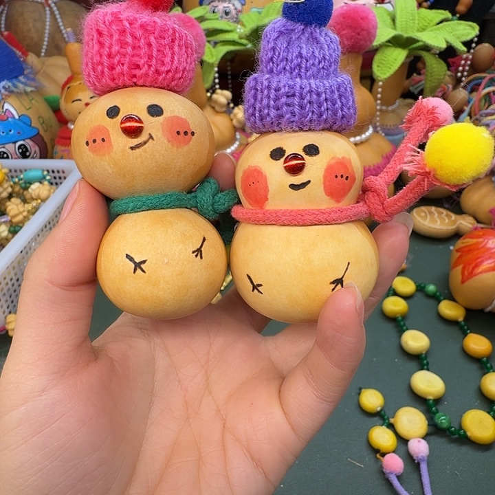 吐***.小雪人可可爱爱的葫芦