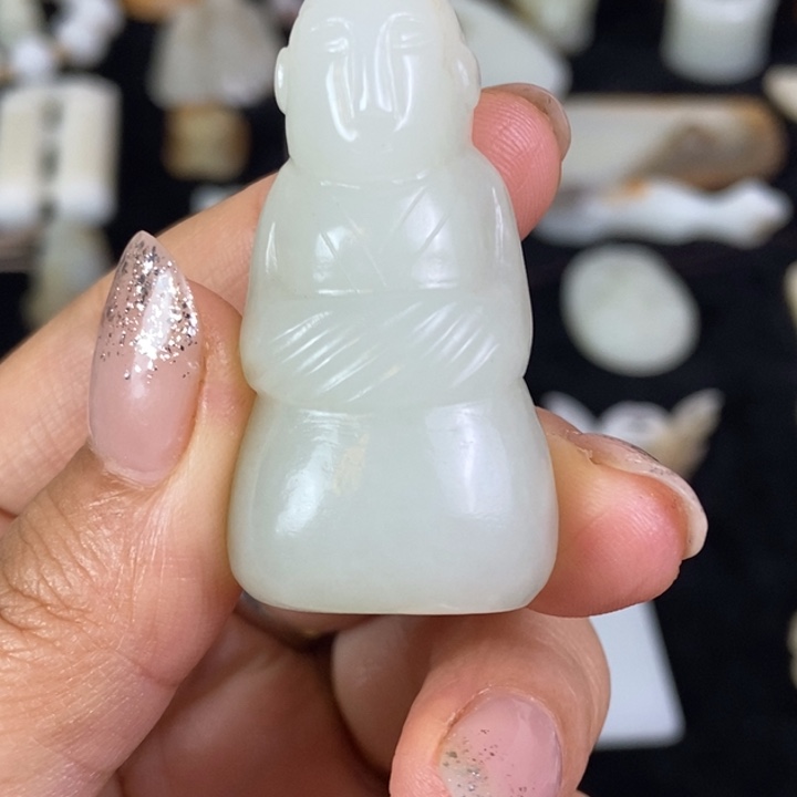 岁***、和田玉未镶嵌挂件