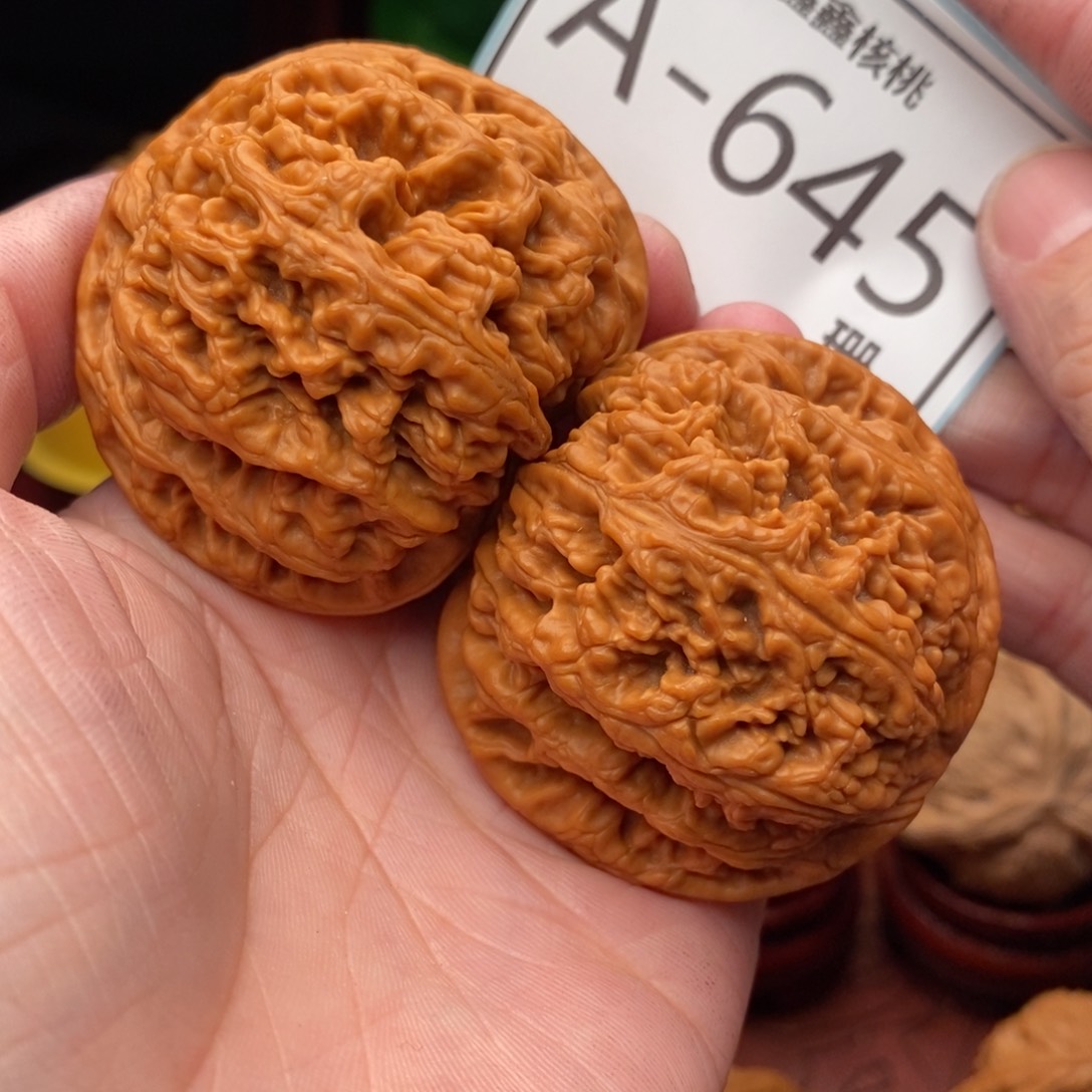 文玩核桃把件粗筋48