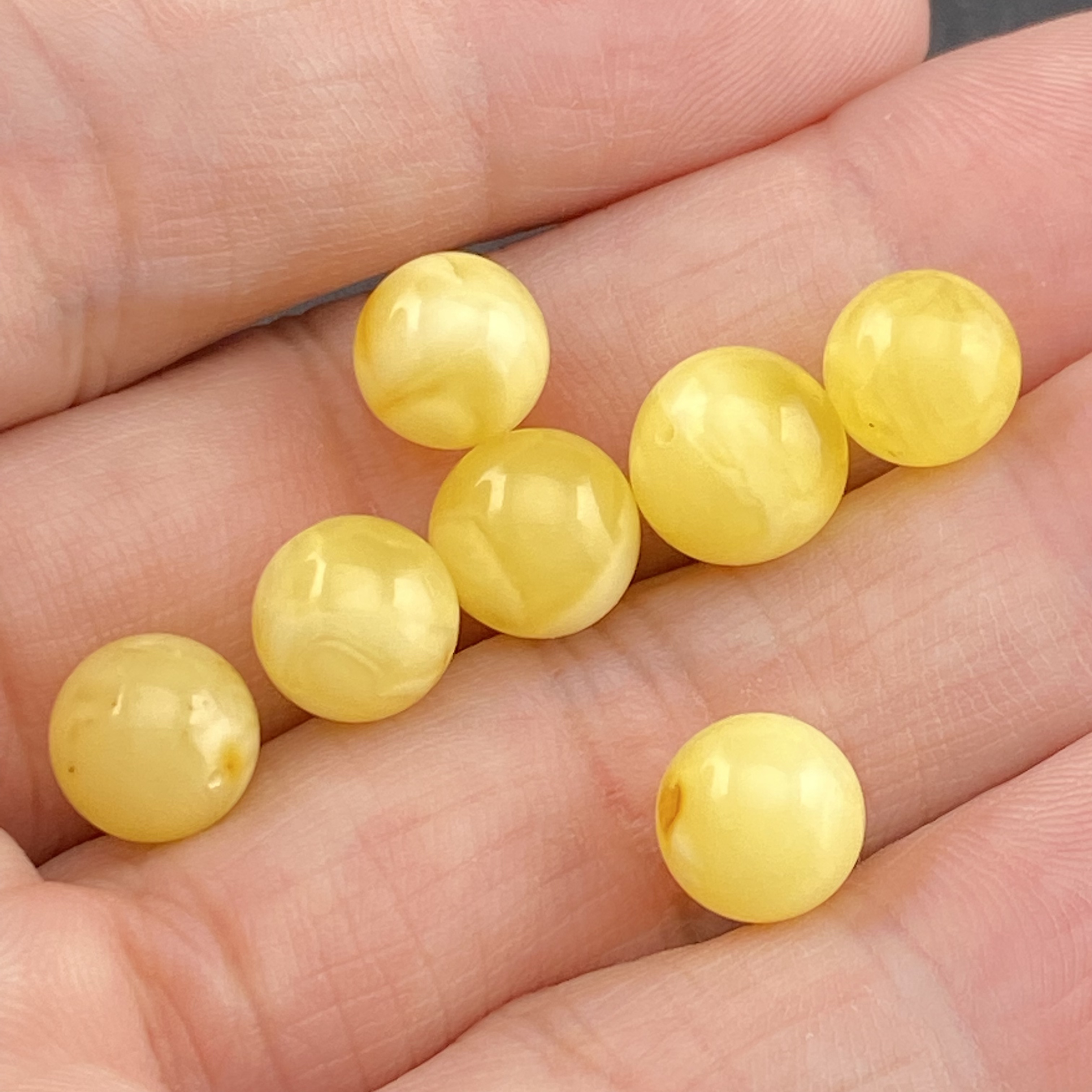 天然俄料鸡油黄蜜蜡圆珠单珠配珠文玩配饰DIY百搭配件