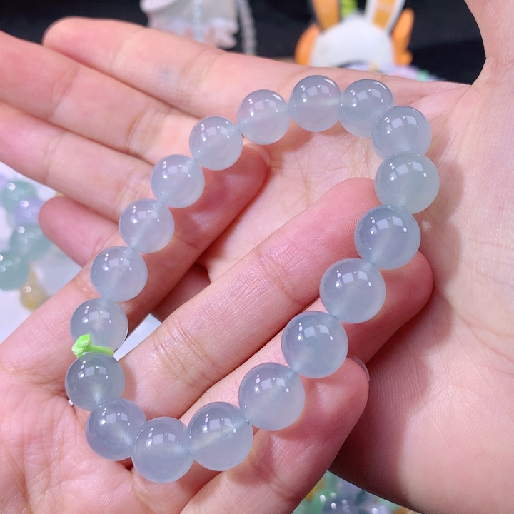 翡翠手链未镶嵌翡翠