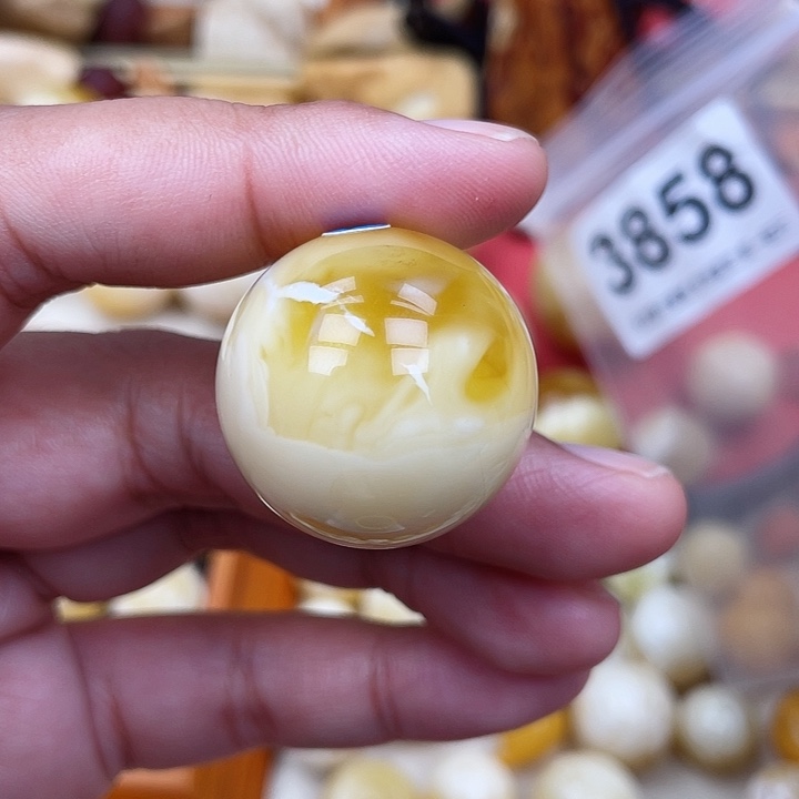 你***啊蜜蜡未镶嵌珠宝奇石水线27