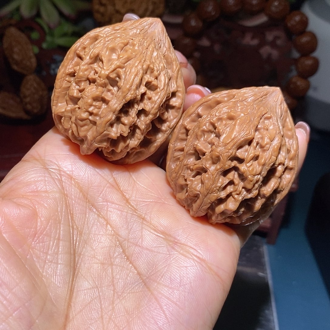 文玩核桃把件43大沽石