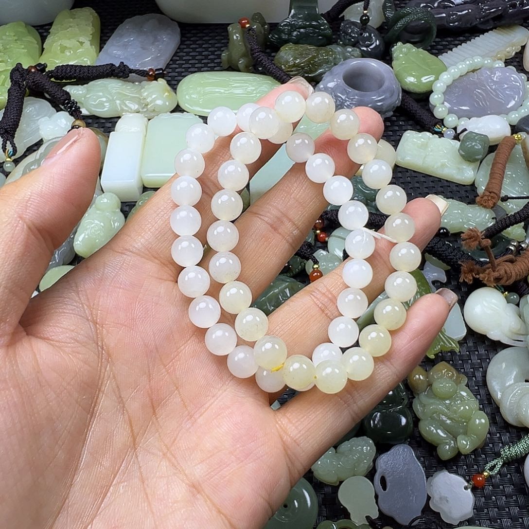 和田玉未镶嵌颈饰卡8