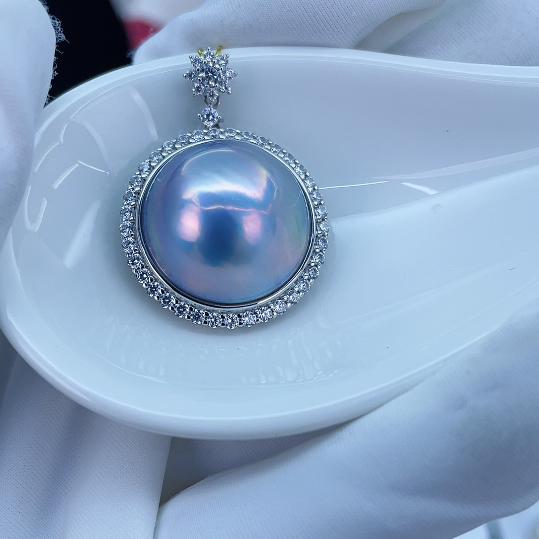 拼合珍珠（马贝珠）吊坠(不含链)18K金镶嵌