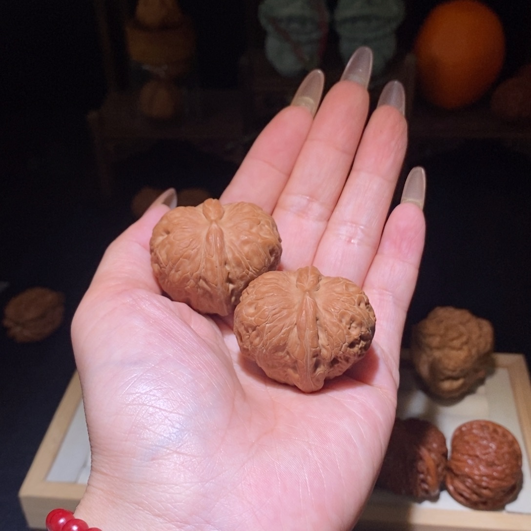 文玩核桃吊坠元宝40