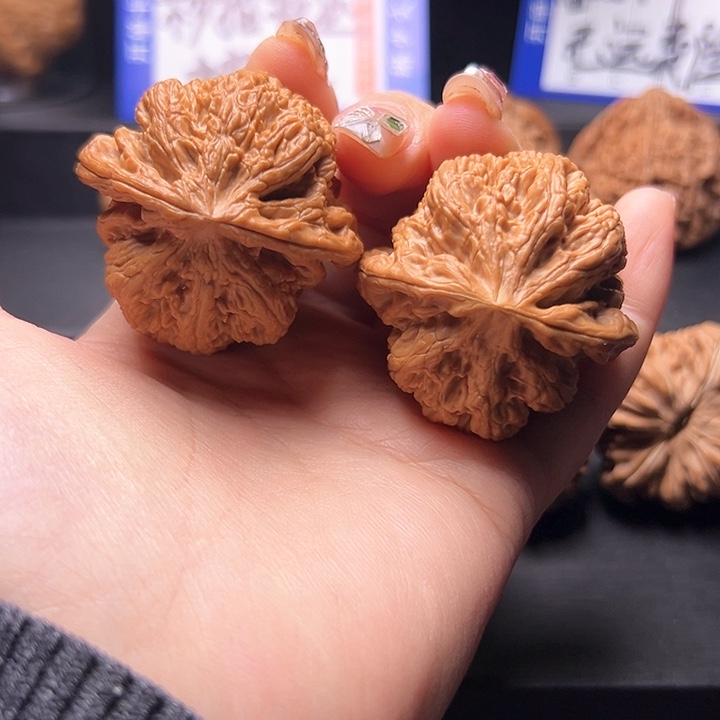 文玩核桃吊坠45粗筋