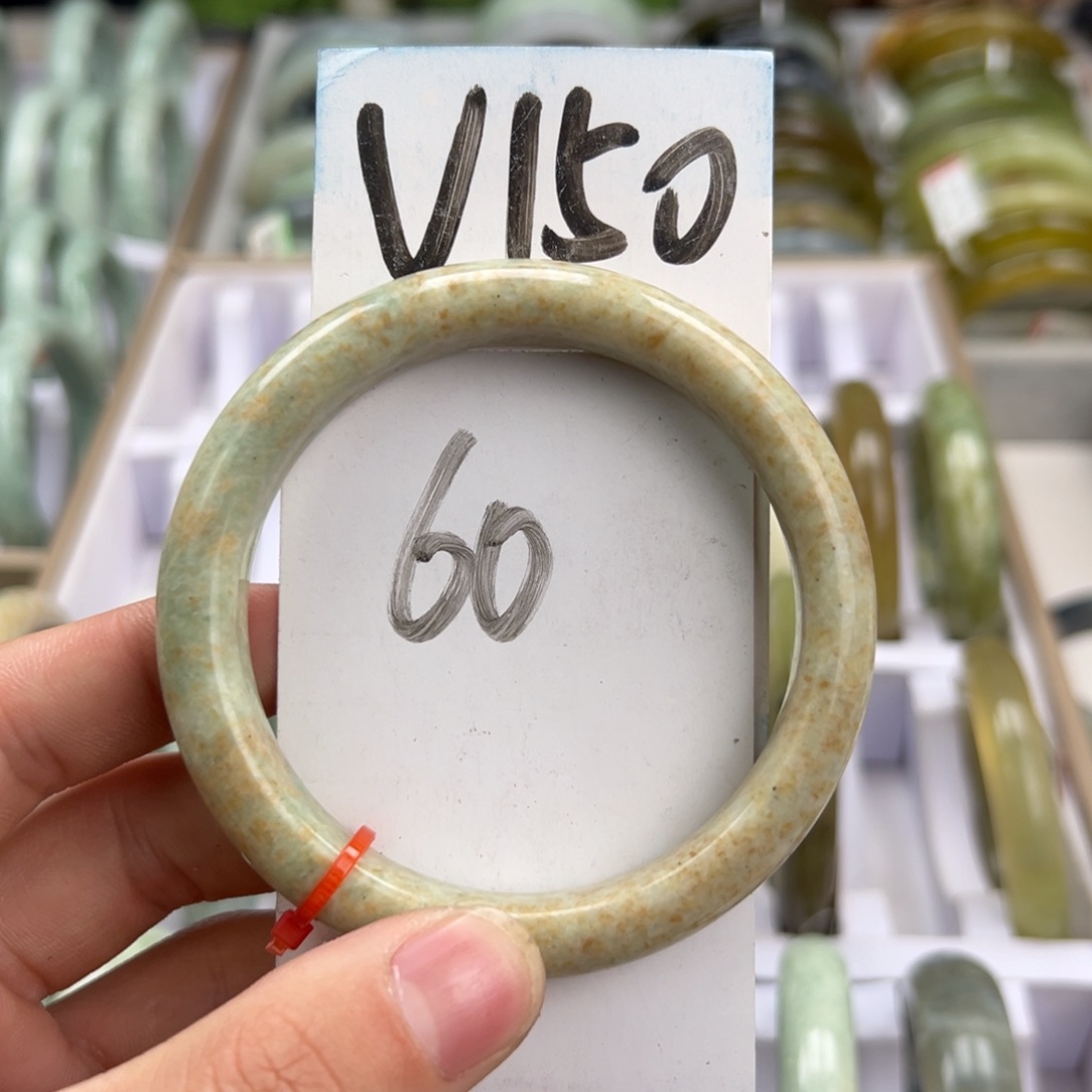 岫玉手镯未镶嵌天然岫玉