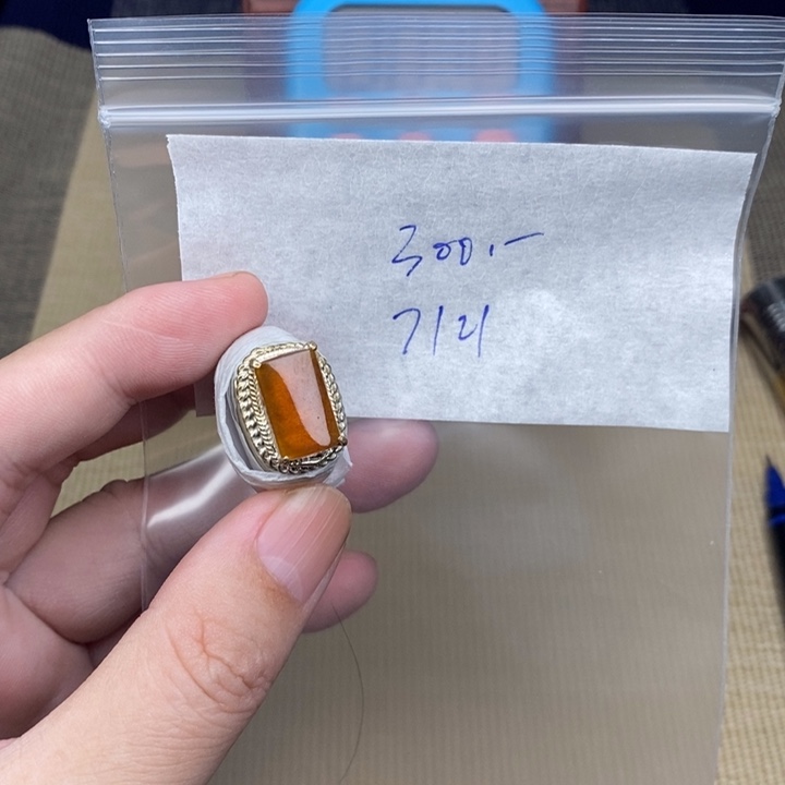 5***1定制翡翠未镶嵌戒指