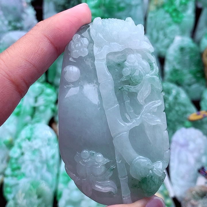 翡翠吊坠(不含链)未镶嵌