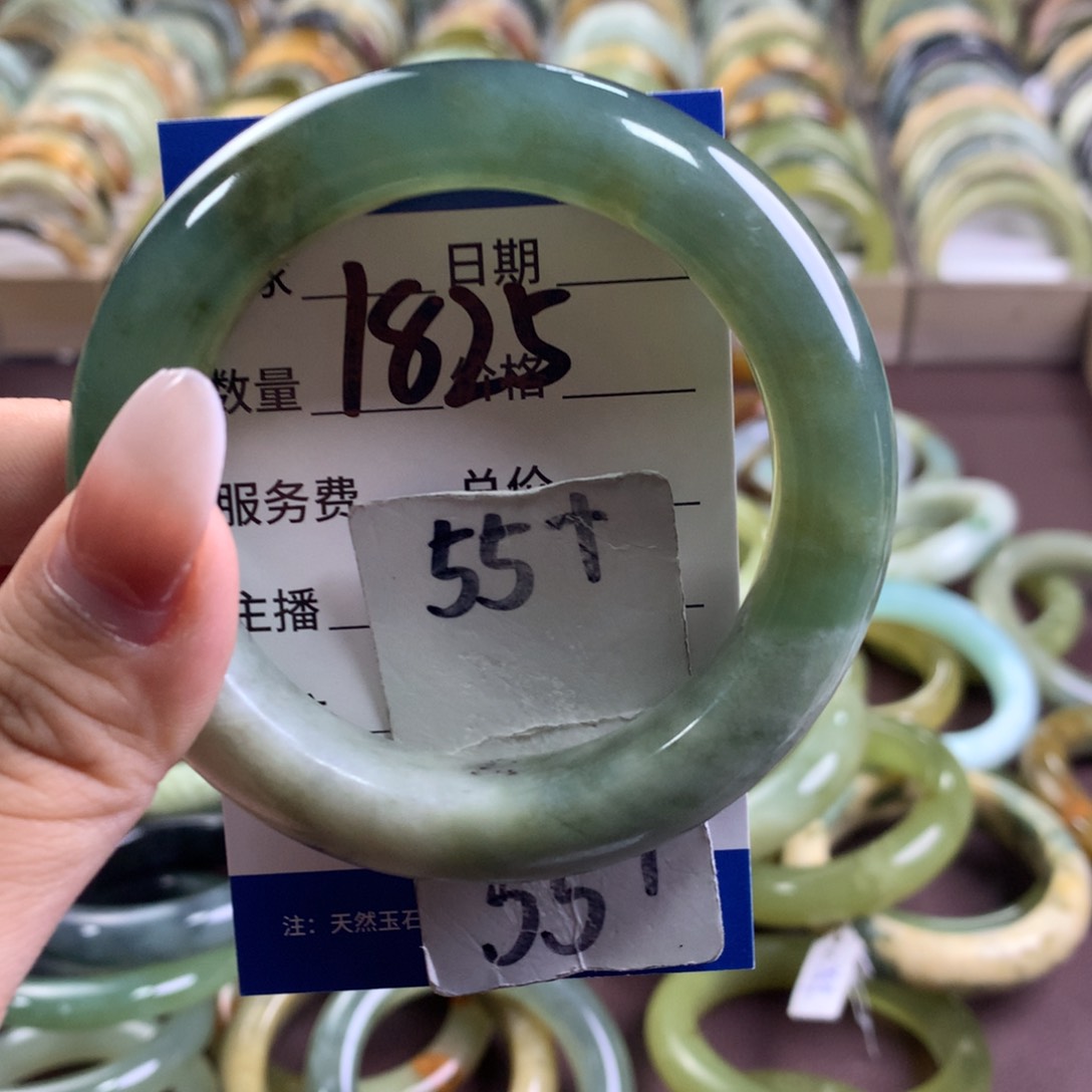 蛇纹石玉未镶嵌手镯1825