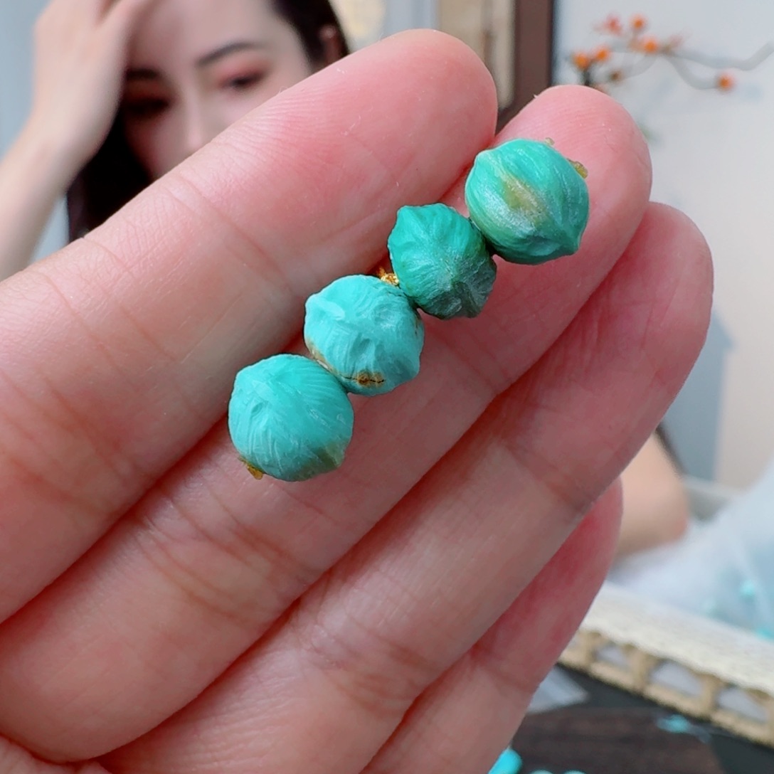 绿松石未镶嵌挂件