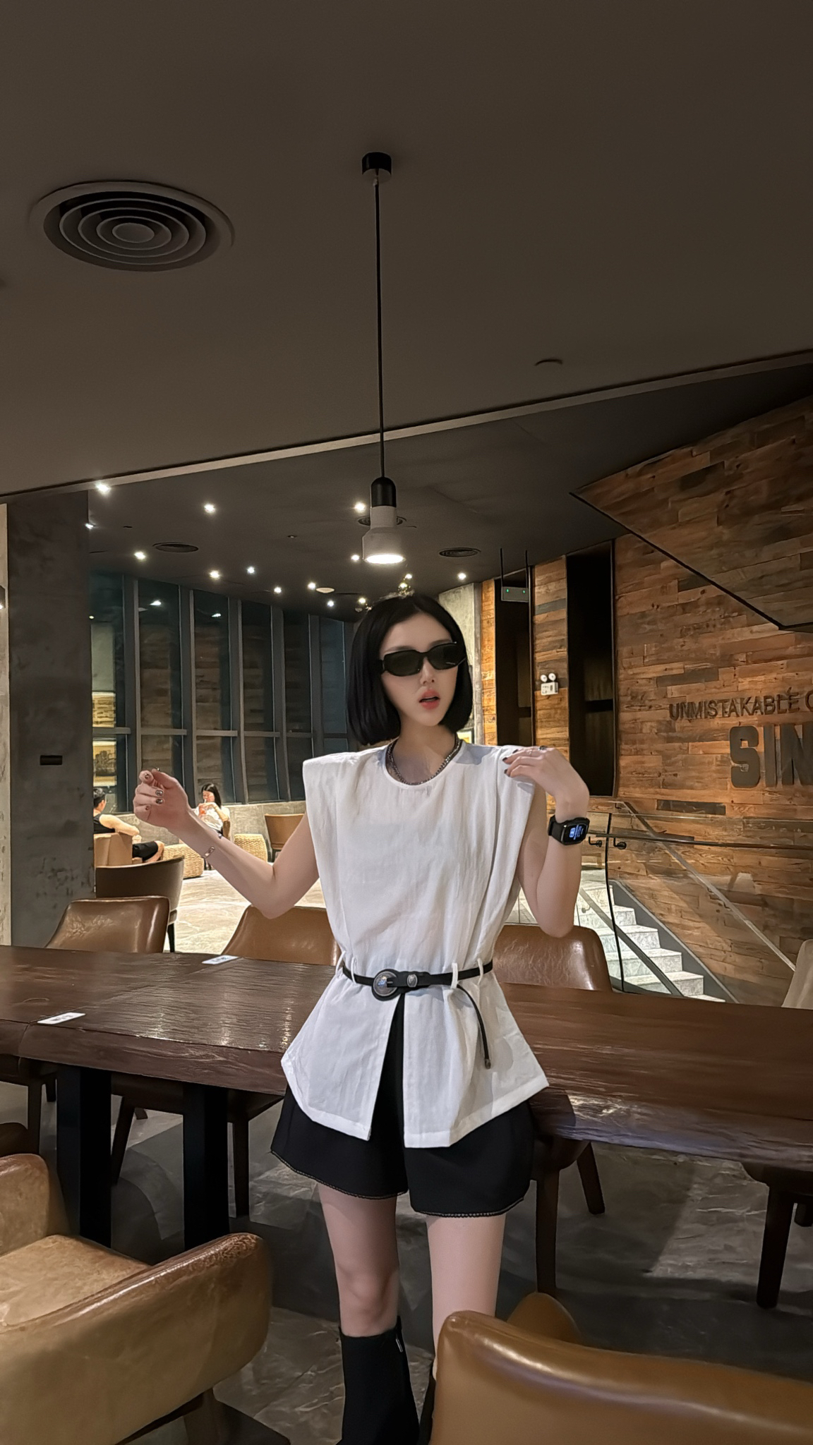 欧感独特圆领气质腰带上衣 75662