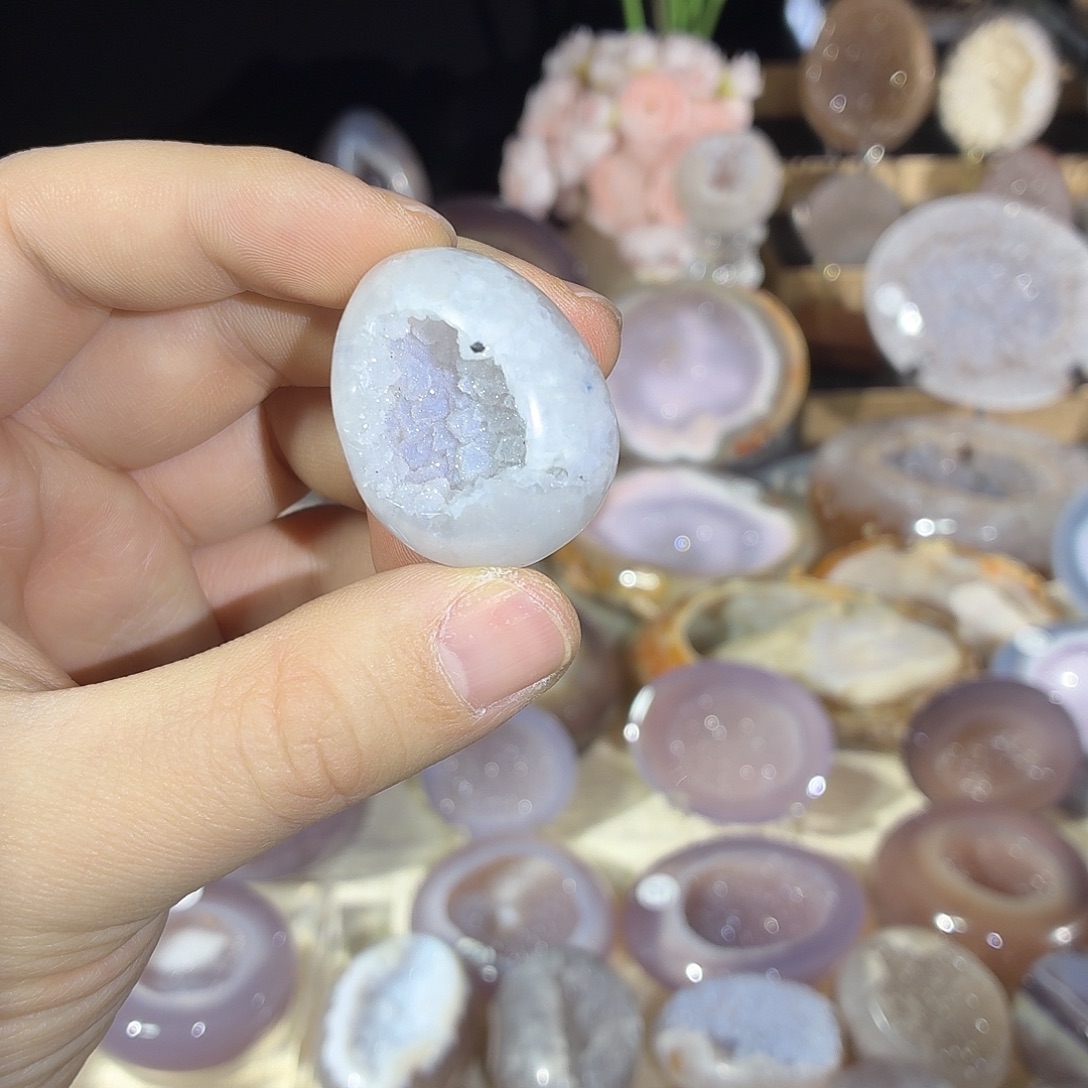 玛瑙/玉髓未镶嵌珠宝奇石