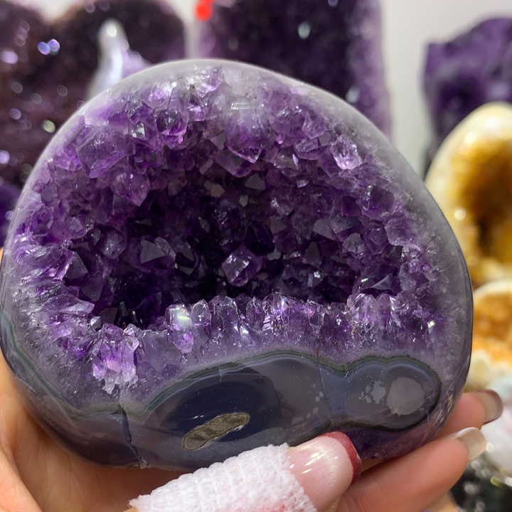 未镶嵌水晶大型摆件（非配饰）