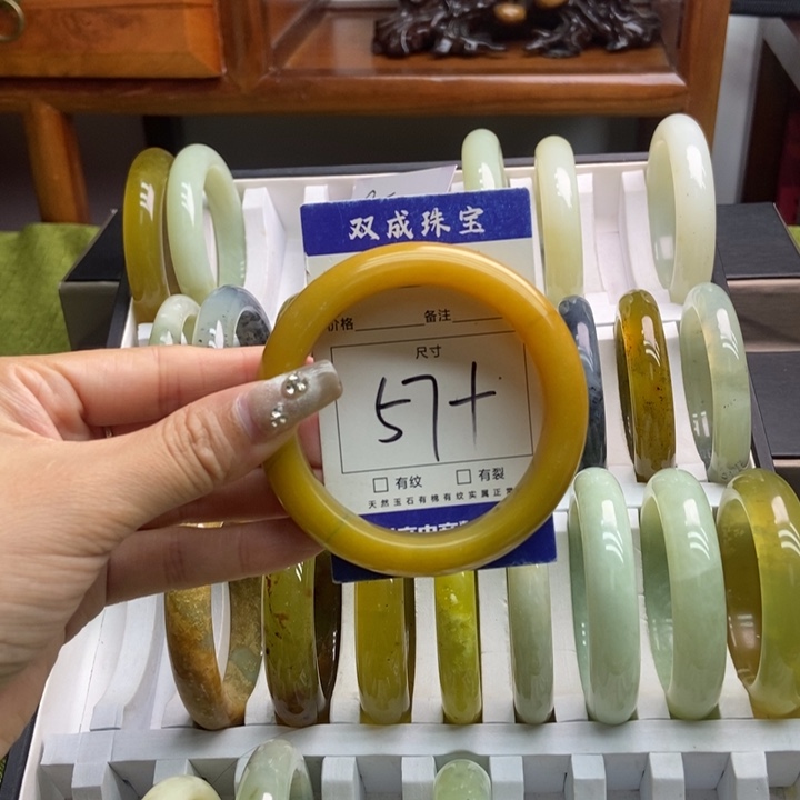蛇纹石玉手镯未镶嵌609