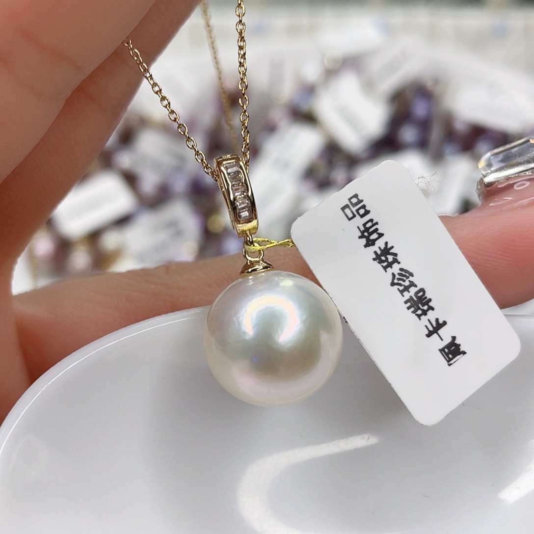 淡水珍珠吊坠(赠链)未镶嵌