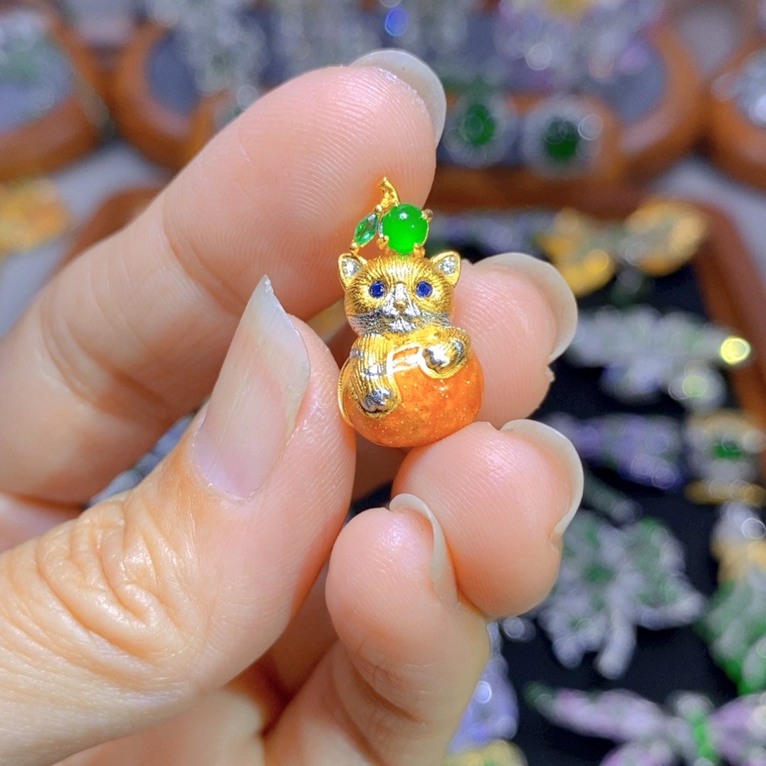 翡翠颈饰银S925镶嵌天然翡翠