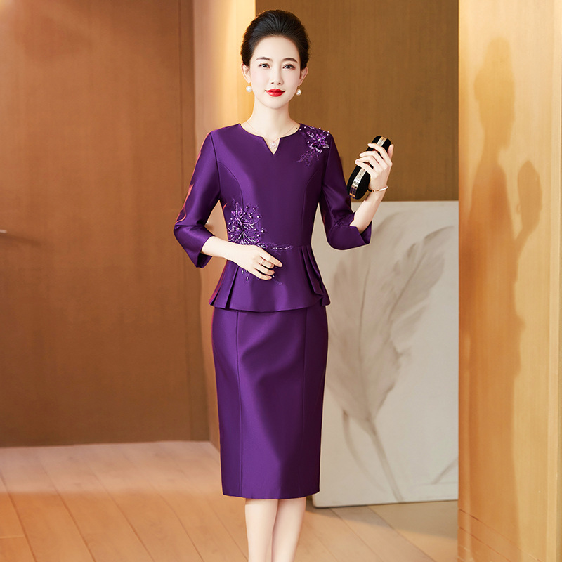婚礼服妈妈丈母娘气质假两件遮肚显瘦爆款2025最新款时尚名媛
