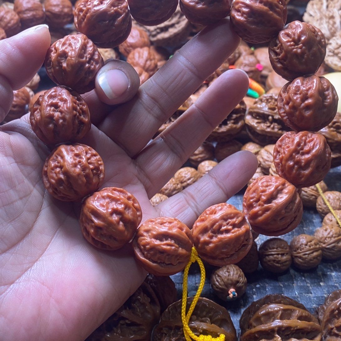 執***初文玩核桃吊坠粗筋