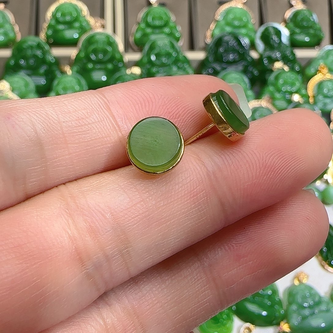 和田玉（碧玉）耳饰18K金镶嵌