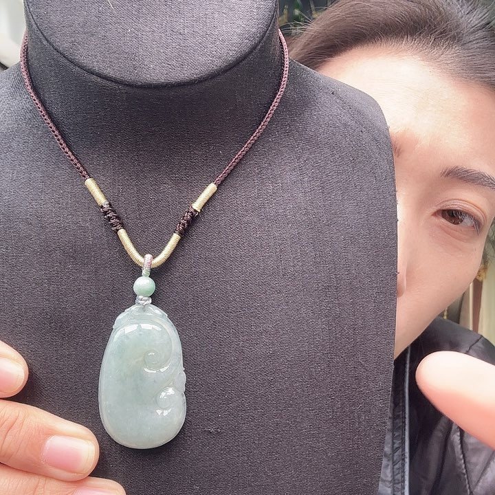 翡翠未镶嵌颈饰7如意