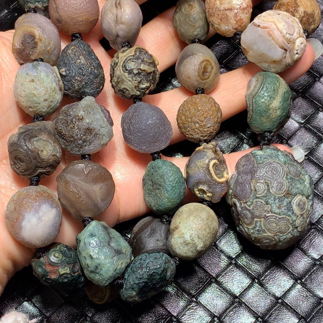 未镶嵌玛瑙/玉髓珠宝半成品