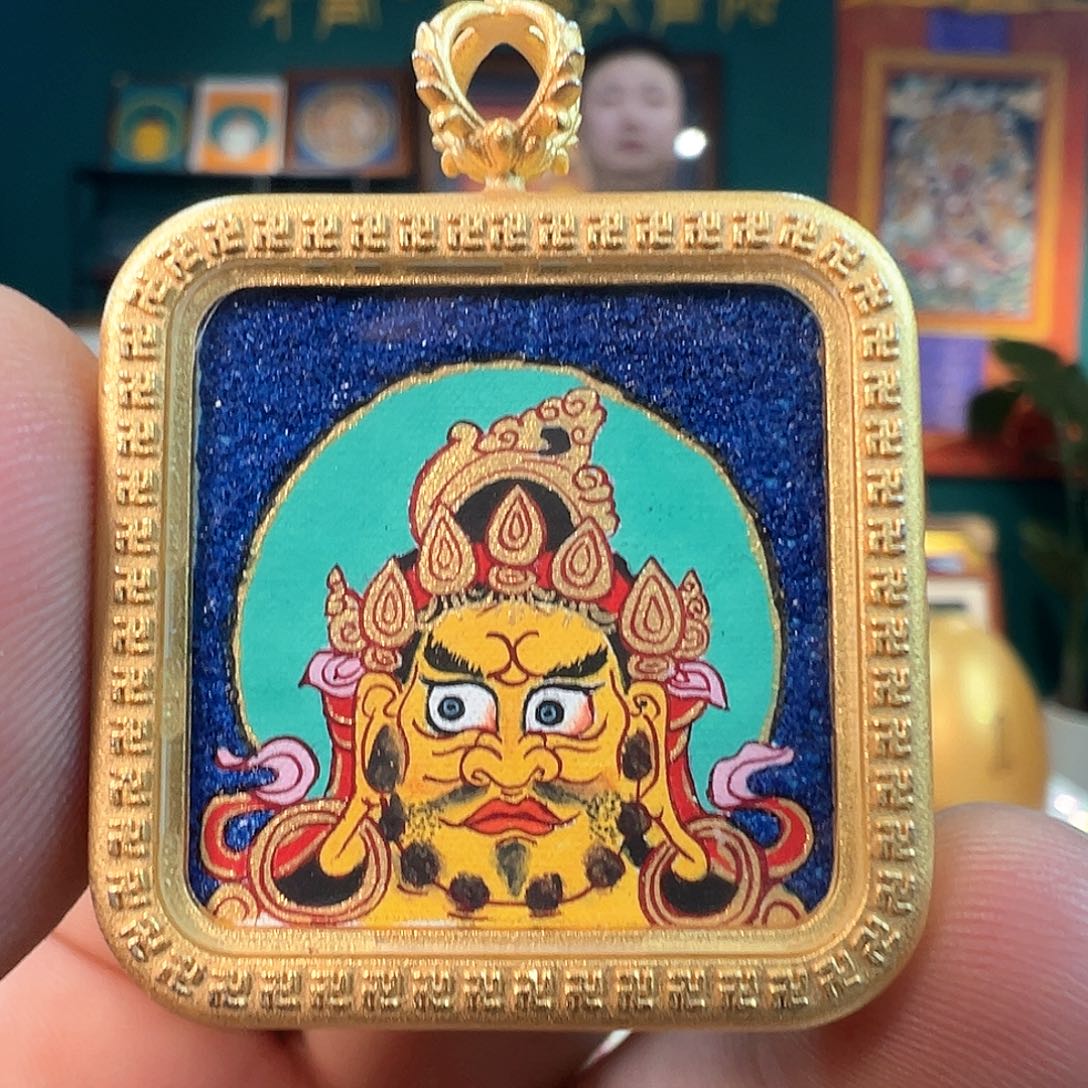 吊坠纯手绘唐卡黄财