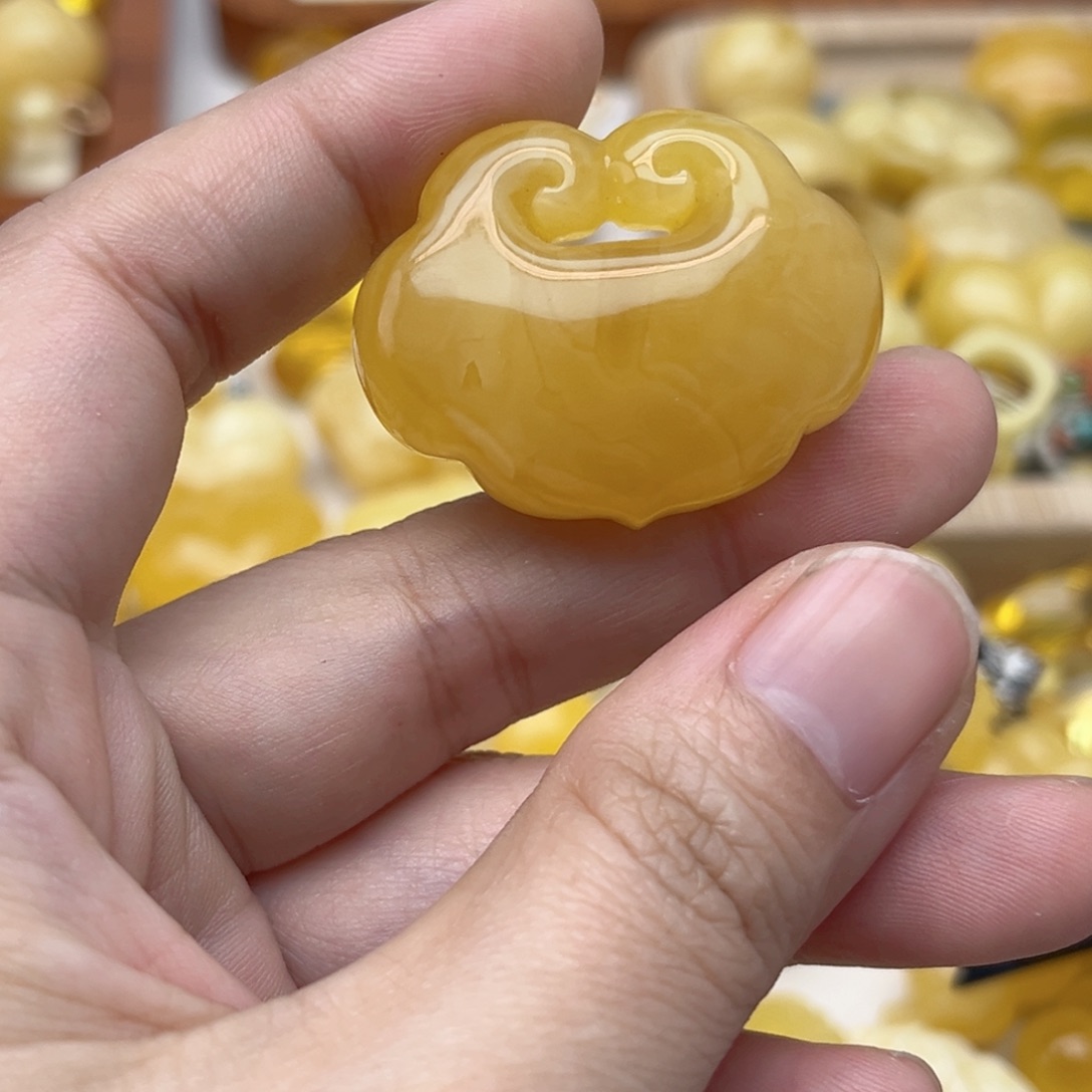 蜜蜡未镶嵌裸石天然