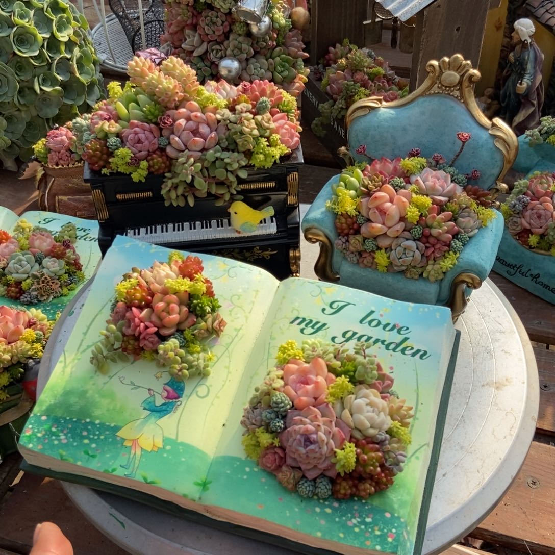 沙发钢琴书本三件套成品