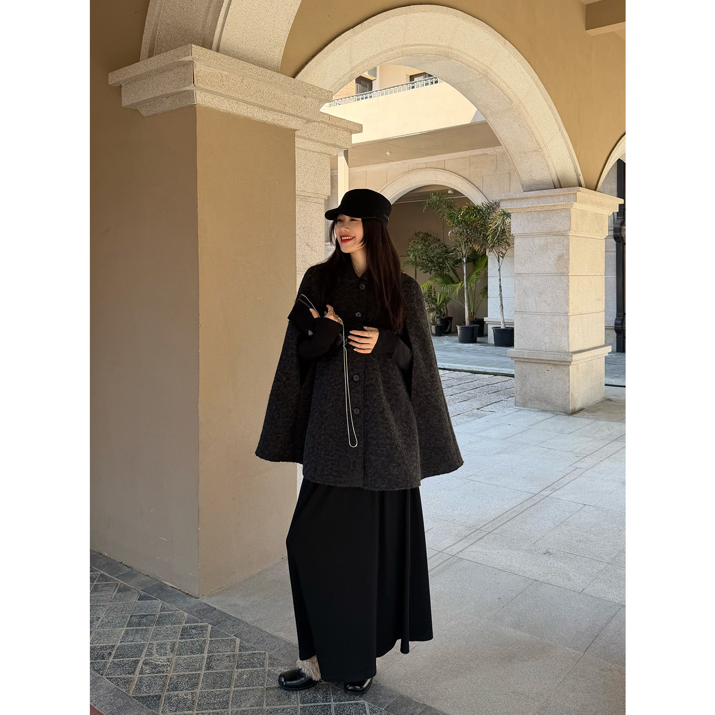 Seyora【巴赫之约】冬新款高级感斗篷大衣复古毛呢外套N39432SY54