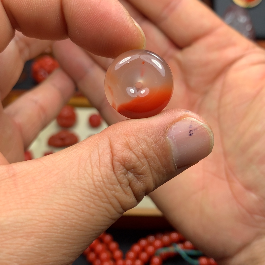 南红玛瑙未镶嵌扣子