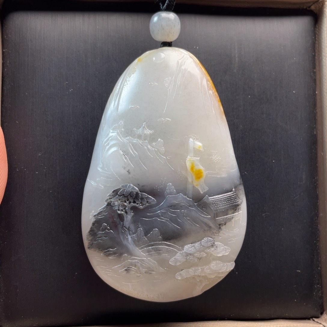 和田玉颈饰未镶嵌