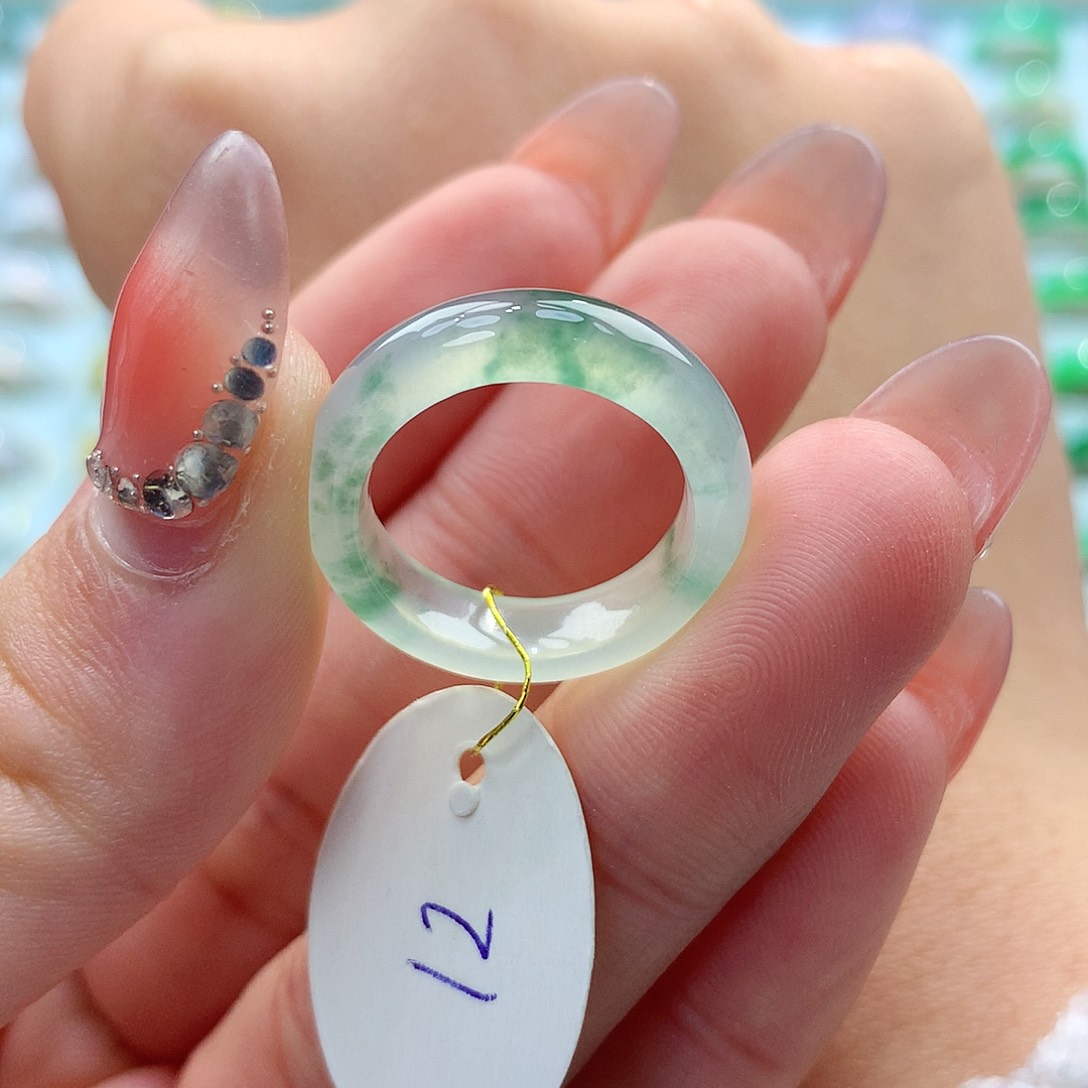 翡翠戒指未镶嵌土****312号