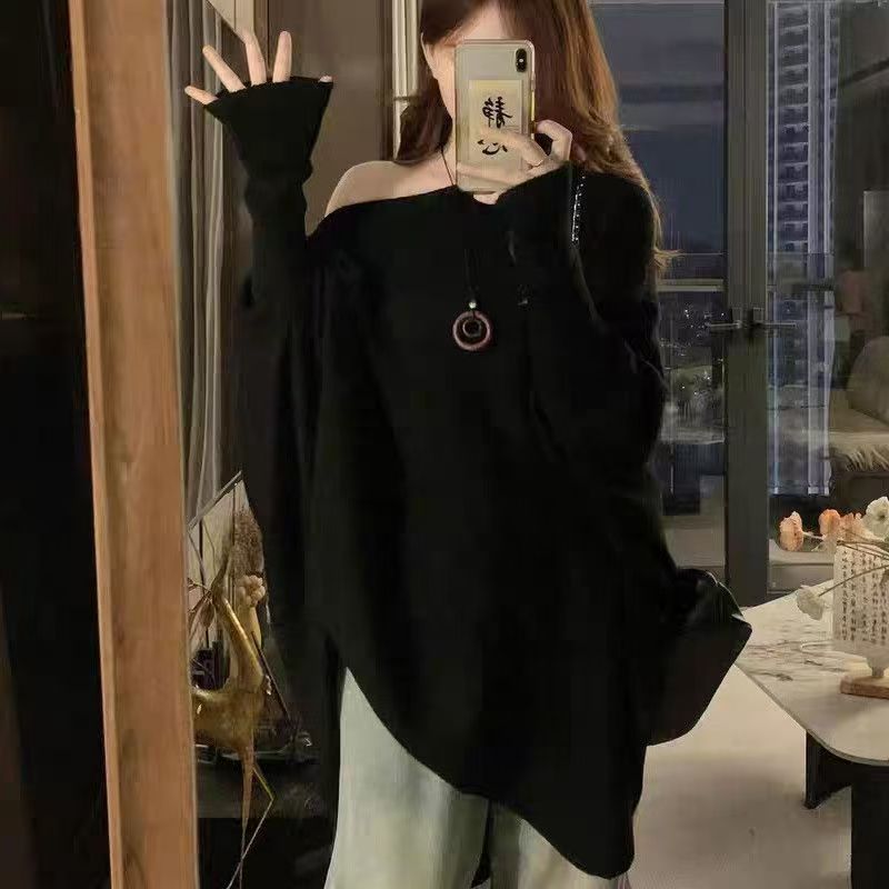 紫色一字肩斗篷毛衣2025秋冬新款慵懒风宽松软糯蝙蝠袖针织上衣