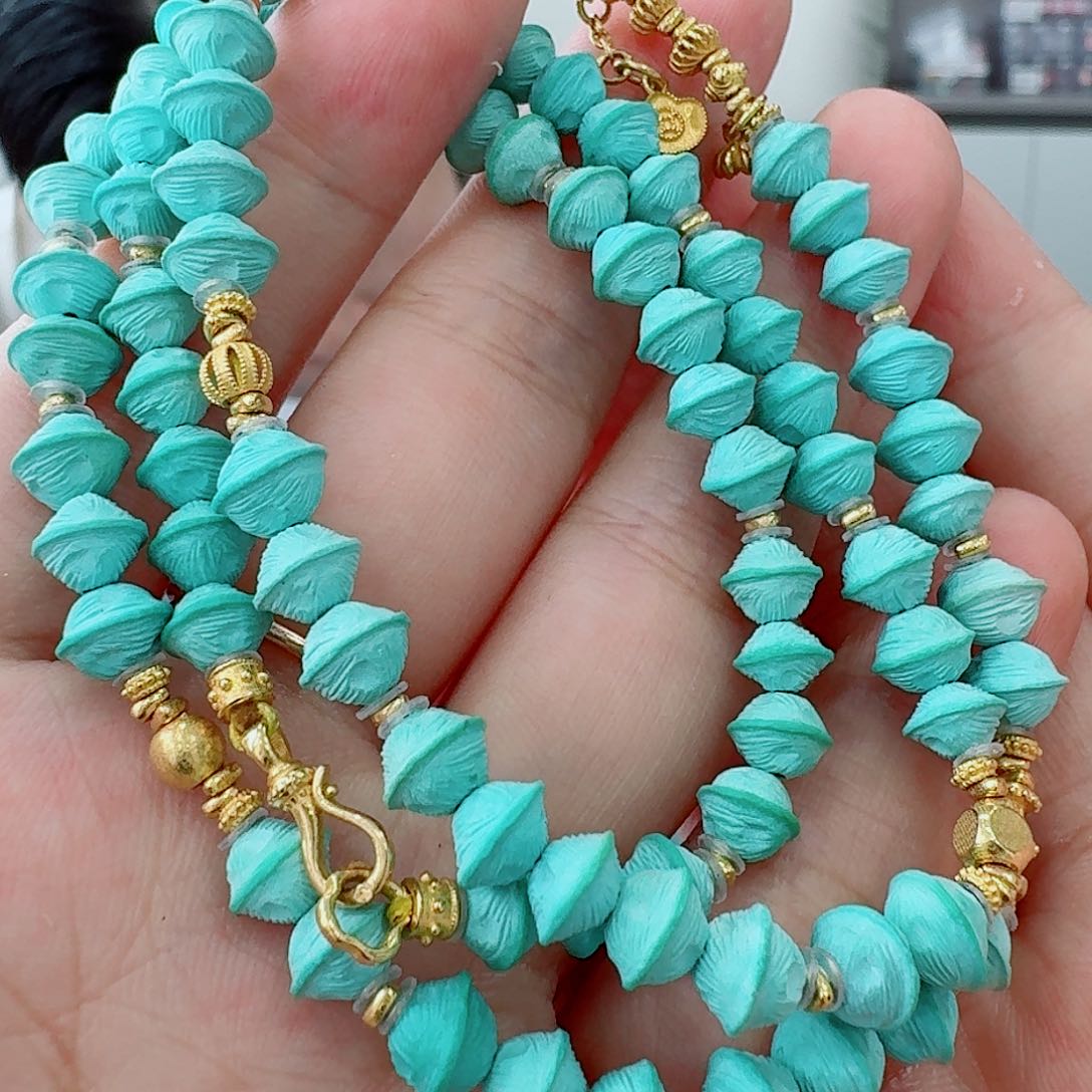 18K金镶嵌绿松石珠宝奇石