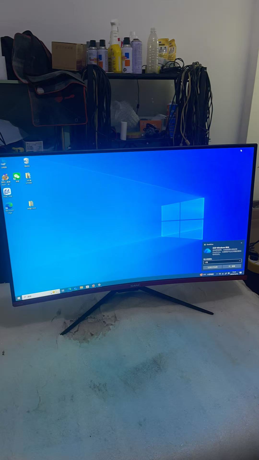 9新 SANC/盛色 二手SANC32寸1K165HZ高刷电竞曲面显示器