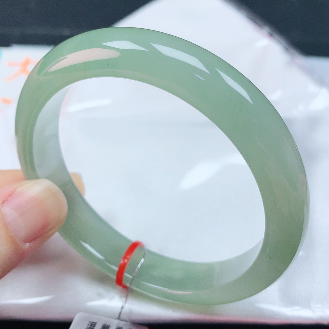 翡翠手镯未镶嵌57➕圈