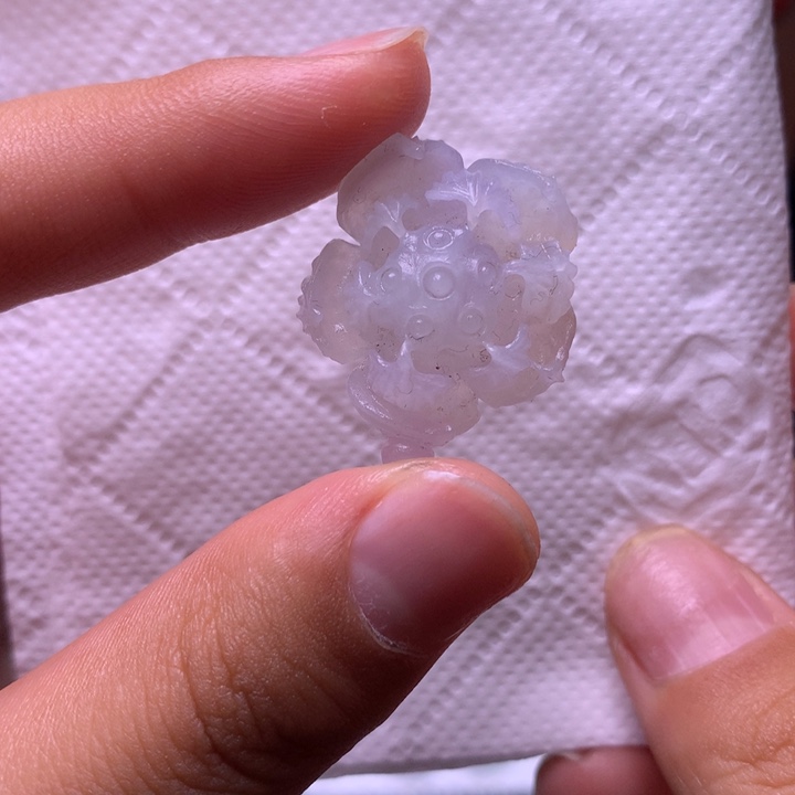 定制翡翠未镶嵌莲花