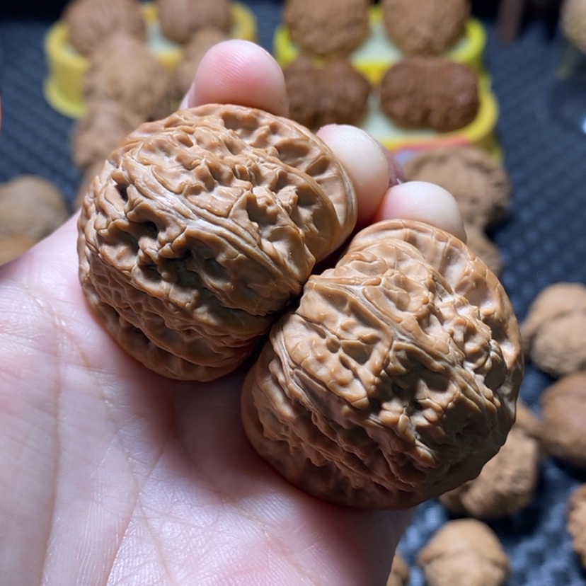 【闪购商品】文玩核桃吊坠k*N白狮子