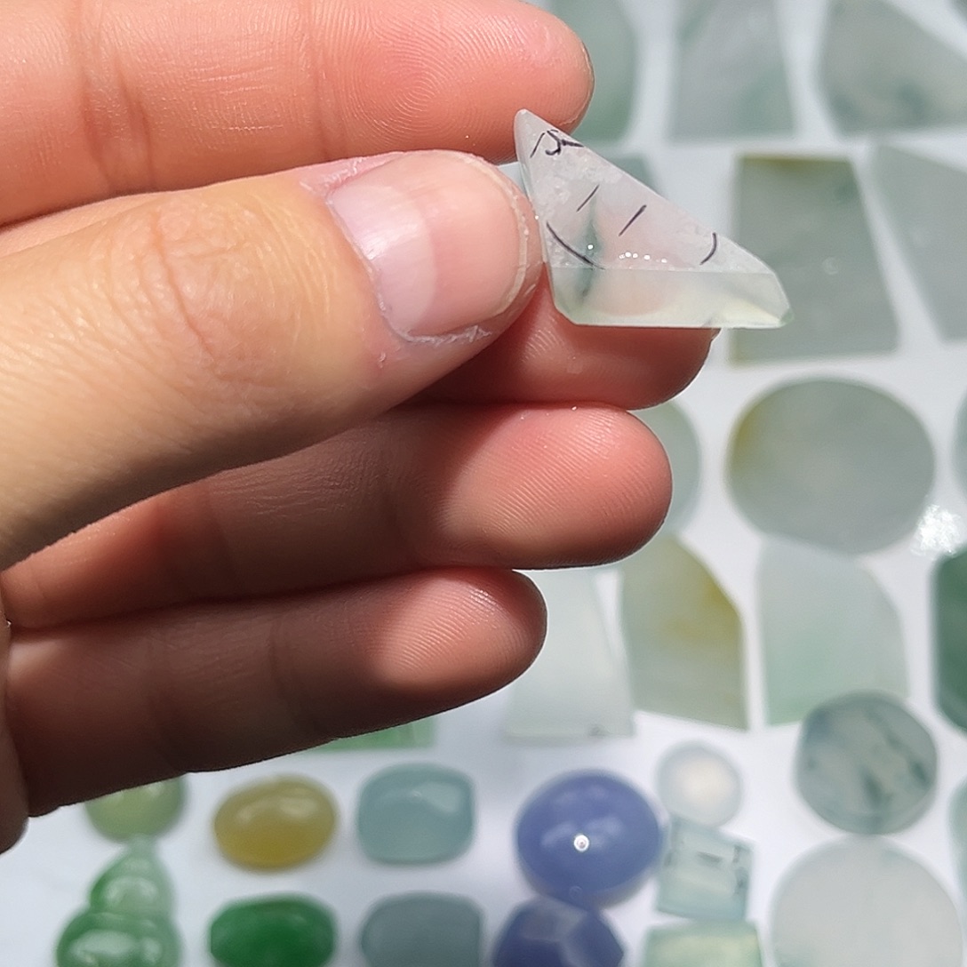 翡翠未镶嵌颈饰56778