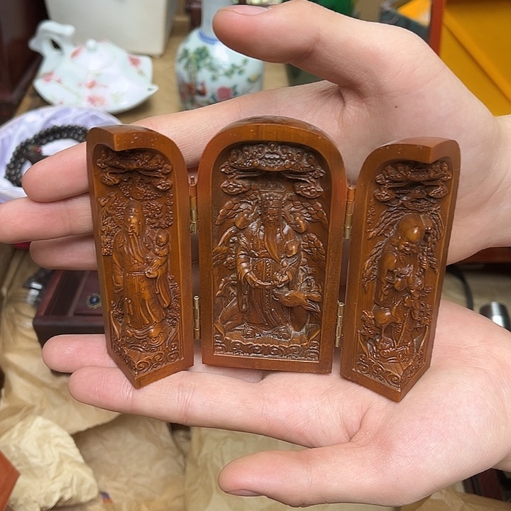 大叶紫檀（黑酸枝木类）