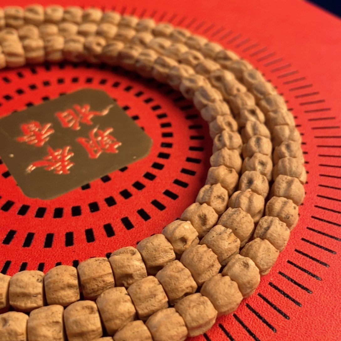 吊坠柏香籽/百香籽牛油