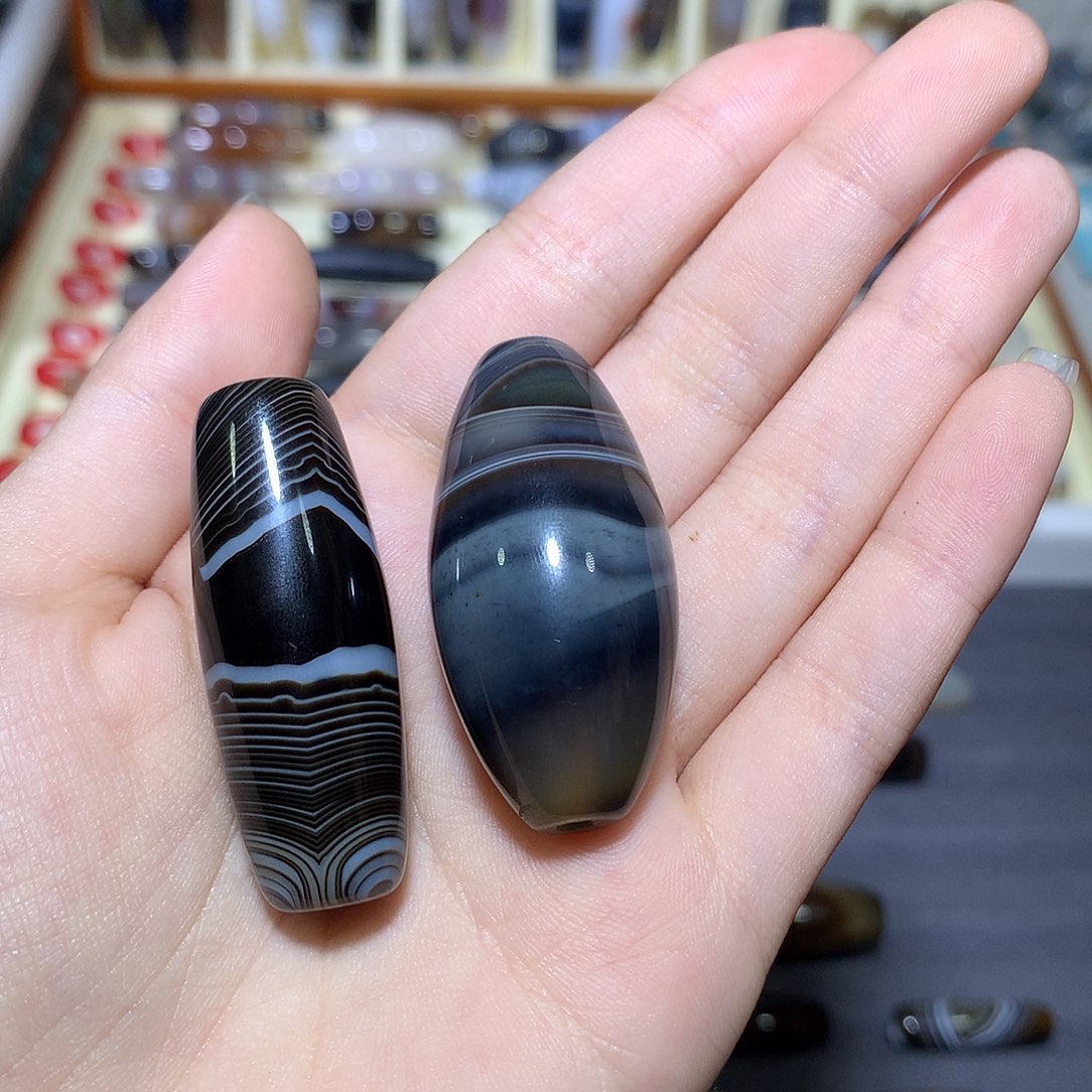 石***中玛瑙/玉髓未镶嵌颈饰