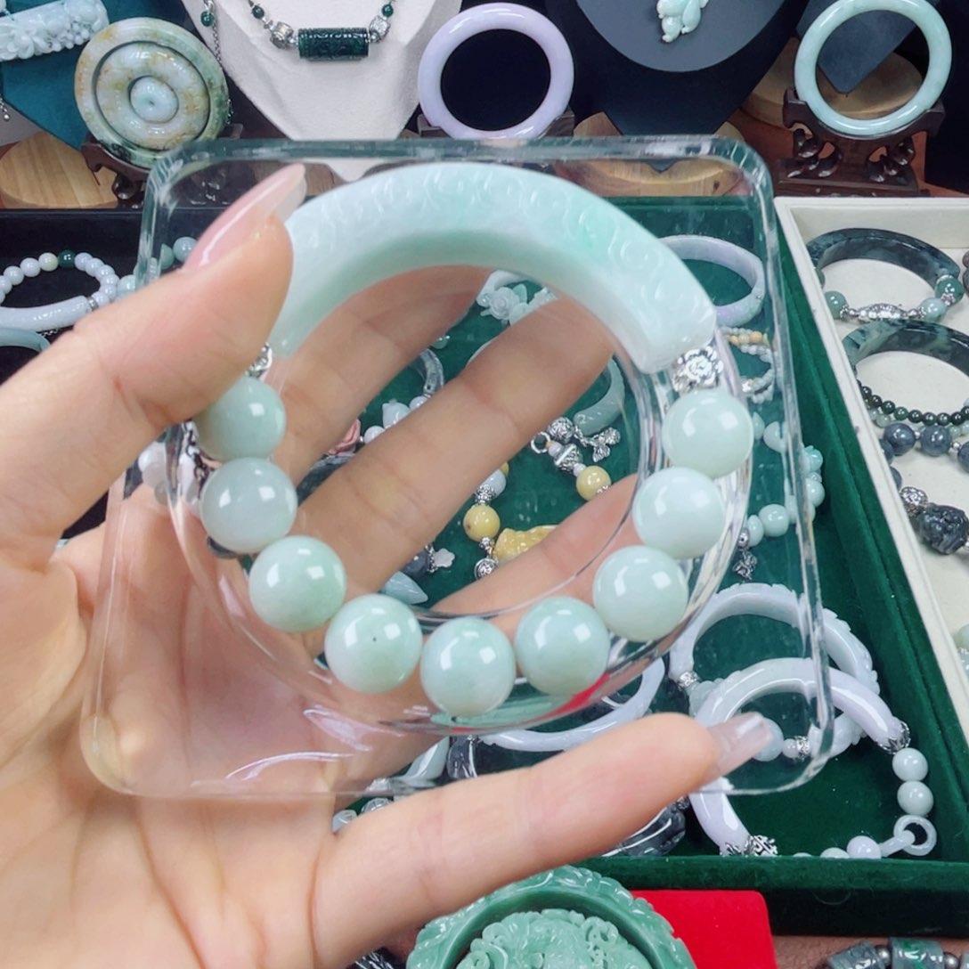 翡翠手镯（开口镯）未镶嵌深*