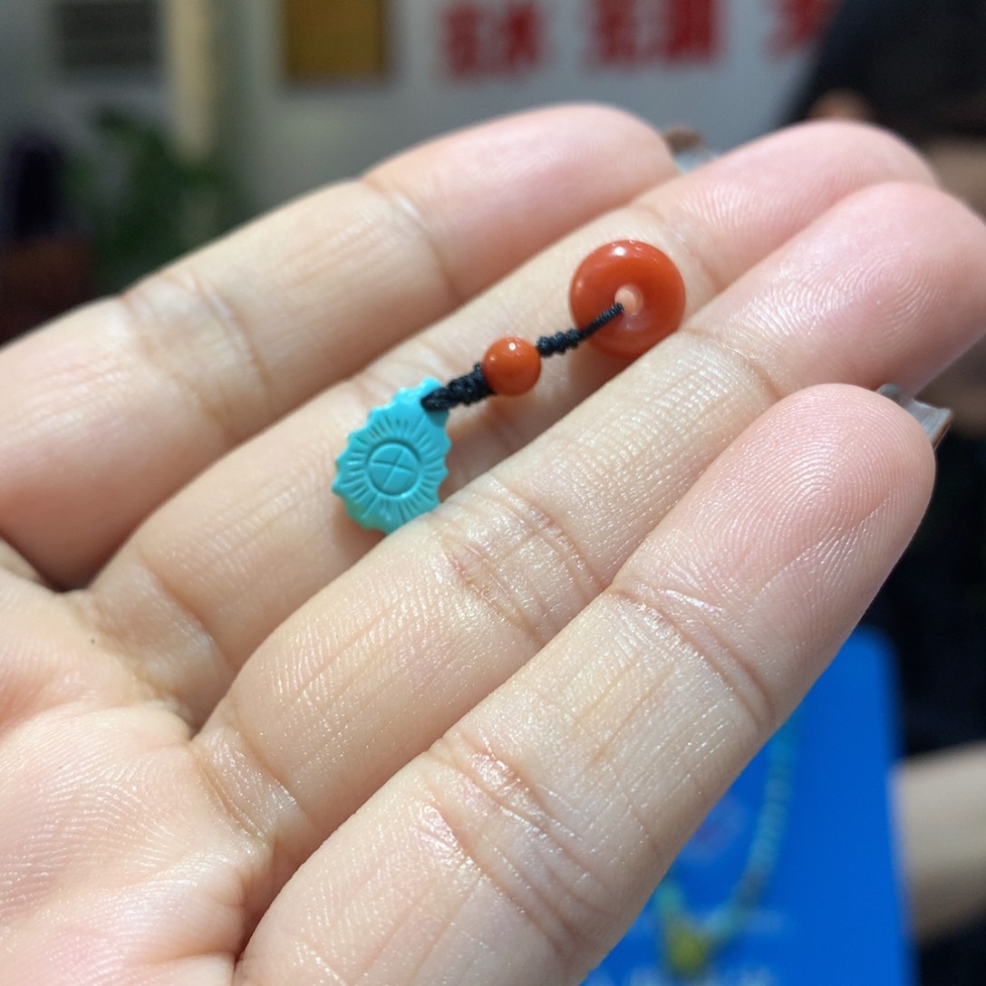 未镶嵌配饰南红玛瑙