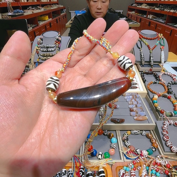 未镶嵌玛瑙/玉髓珠宝奇石