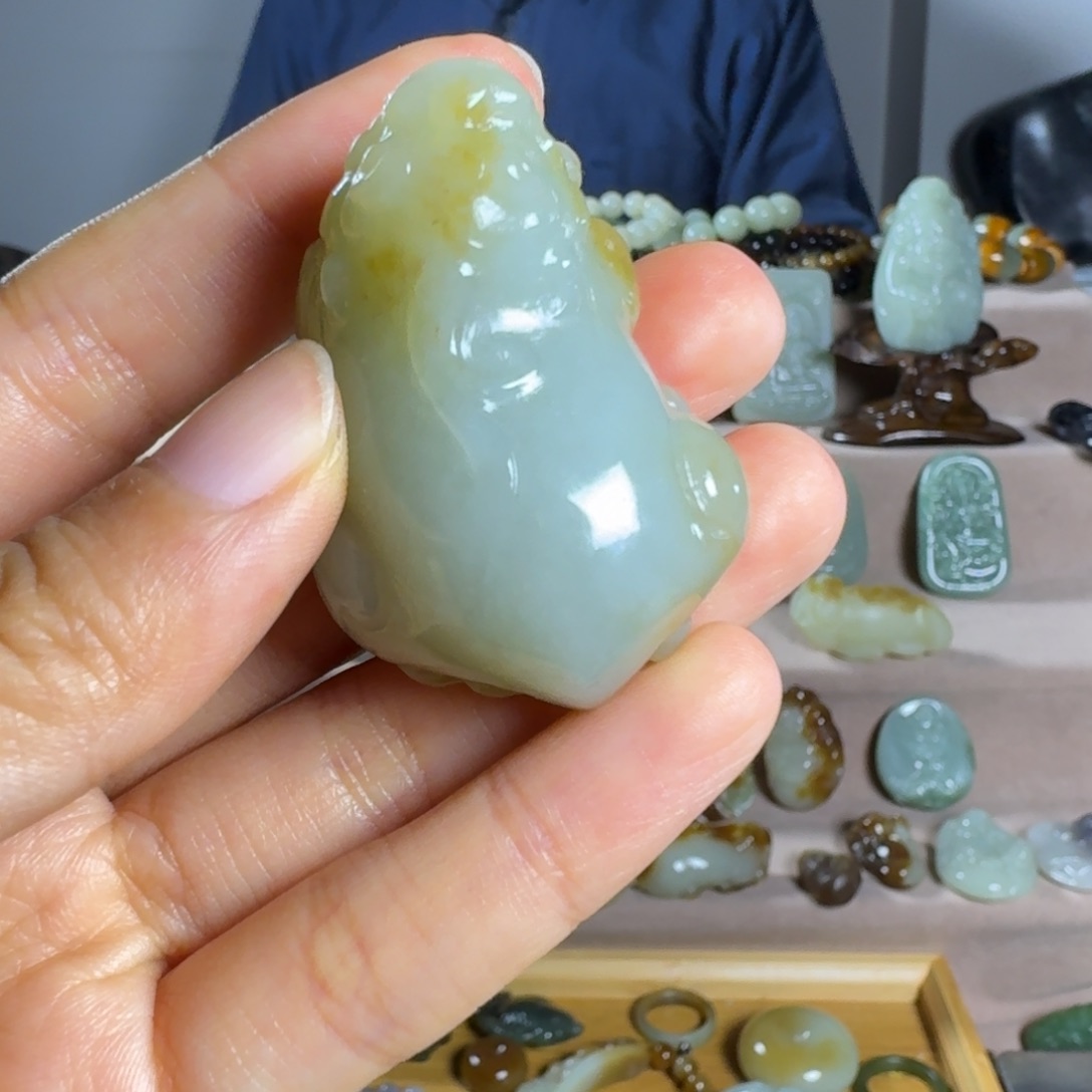 和田玉（糖玉）颈饰未镶嵌李*方
